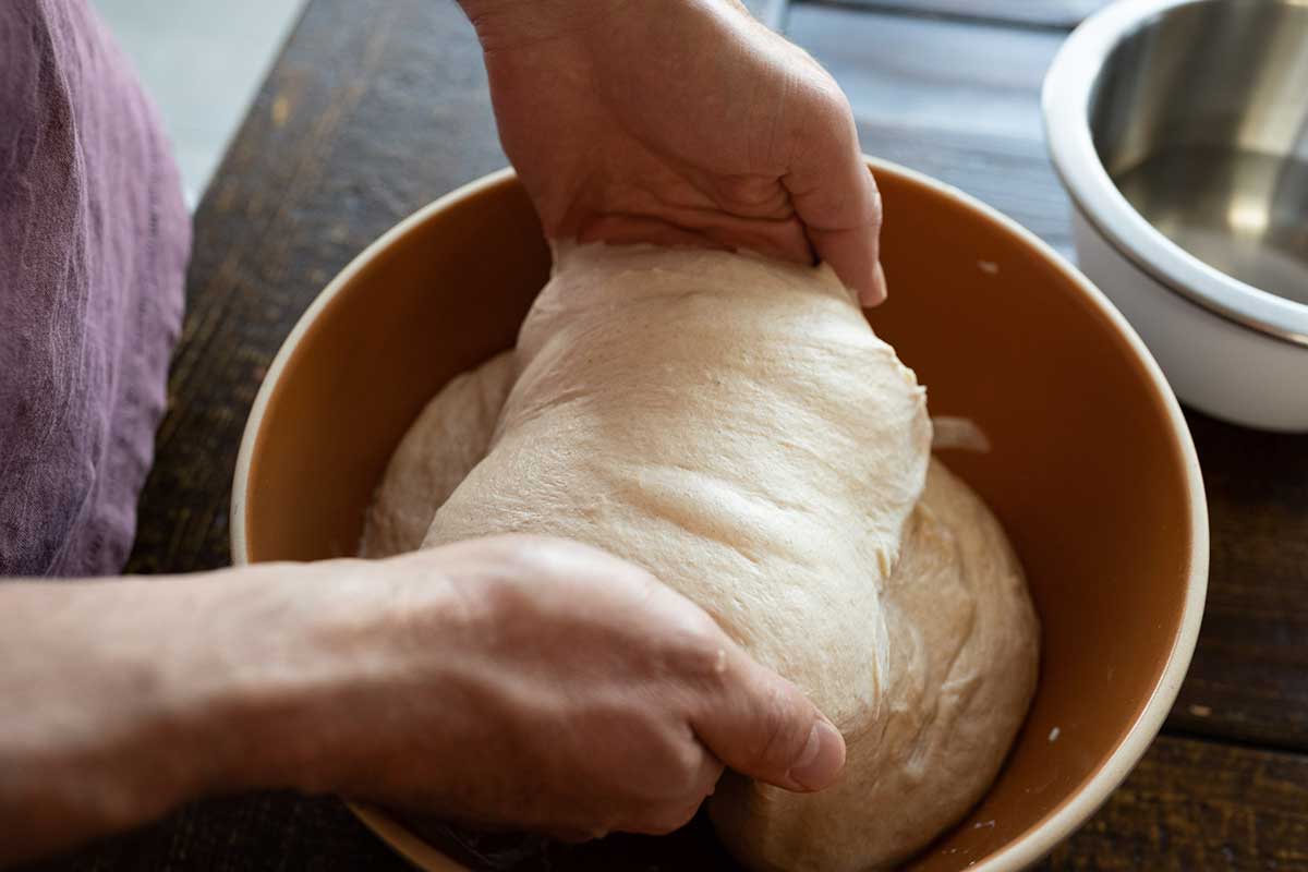 Gentle folding during bulk fermentation