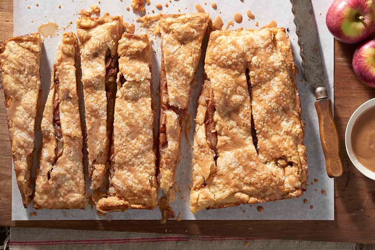 Old-Fashioned Apple Slab