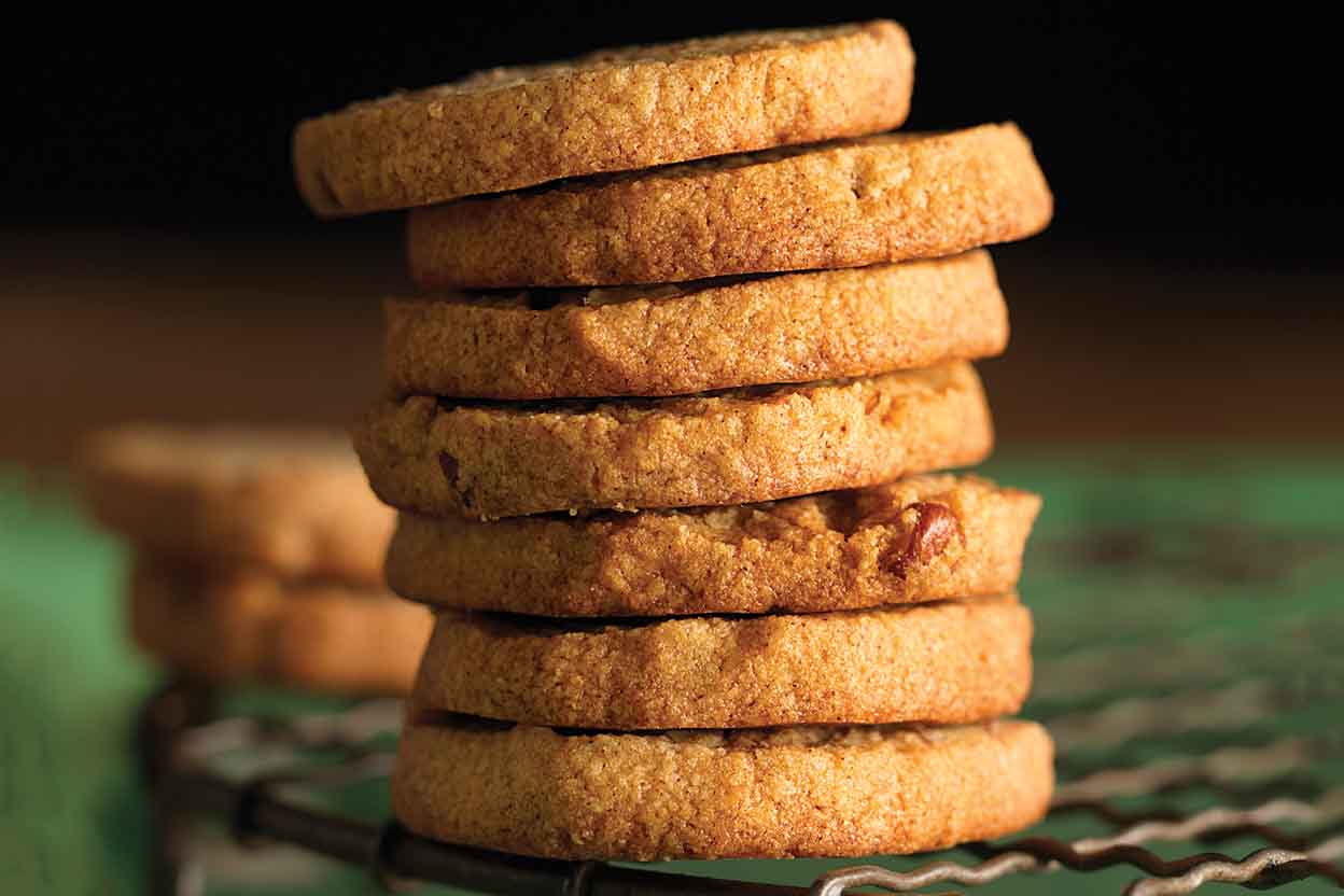 Gluten-Free Maple Pecan Shortbread Cookies