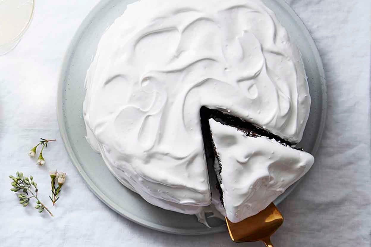 For shiny Royal Icing: Use an oven on 100 F for 15 minutes. No fan