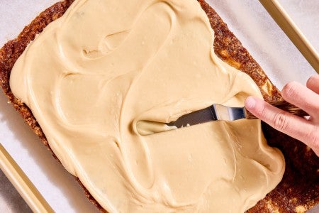 penuche frosting on top of apple cake