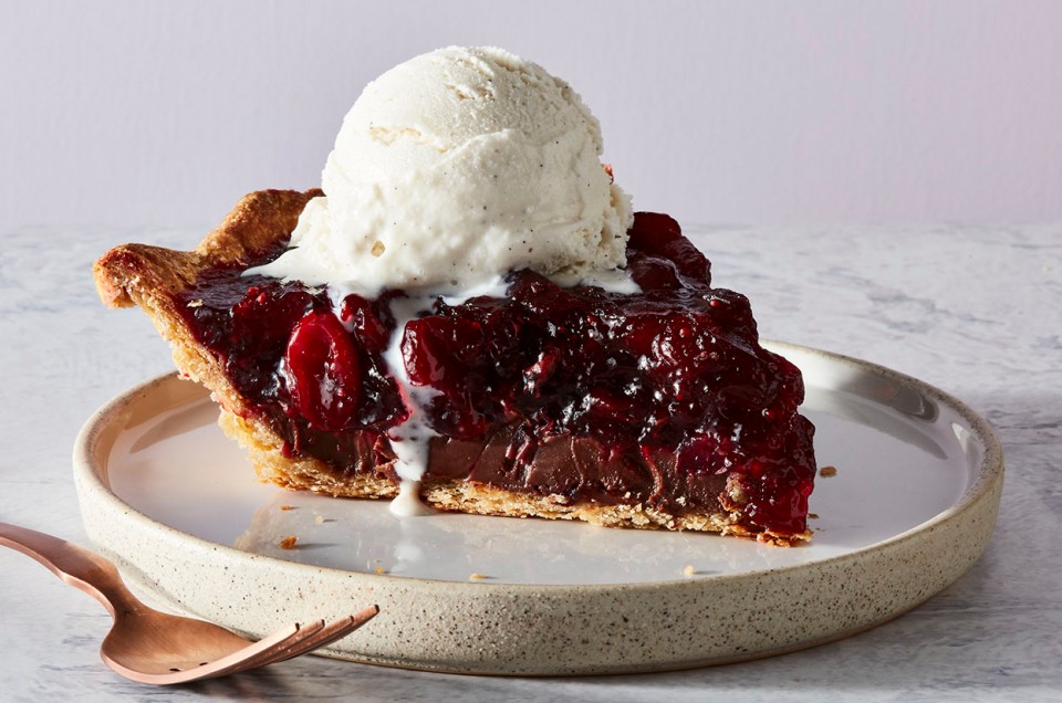 Cranberry-Fudge Pie