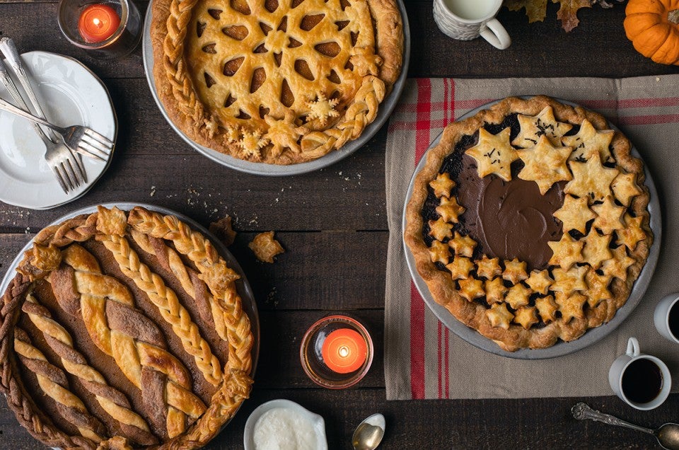 10 Ways to Make Instagram-Worthy, Decorative Pie Crust Edges