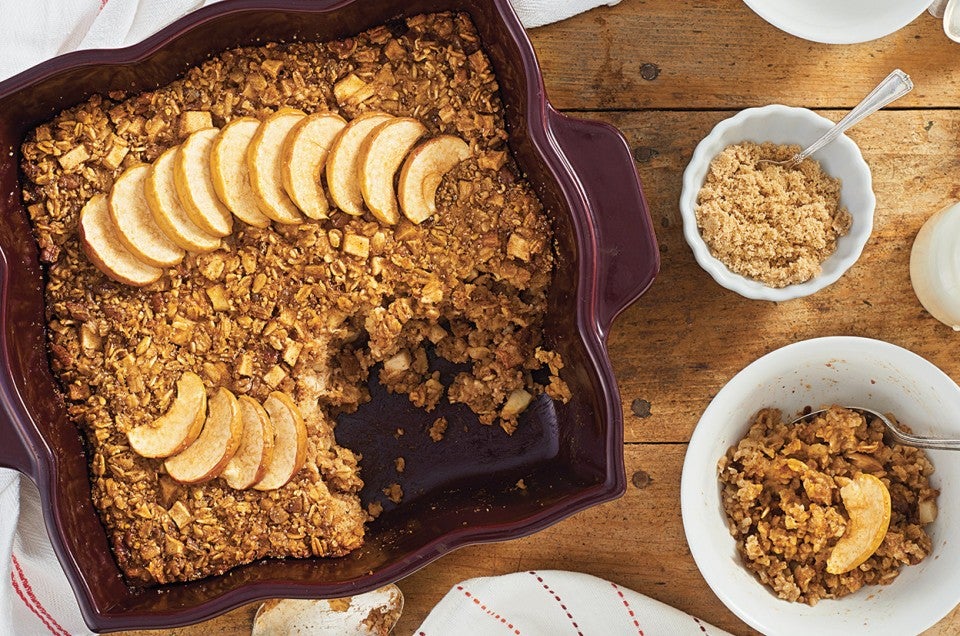 Apple Cinnamon Baked Oatmeal