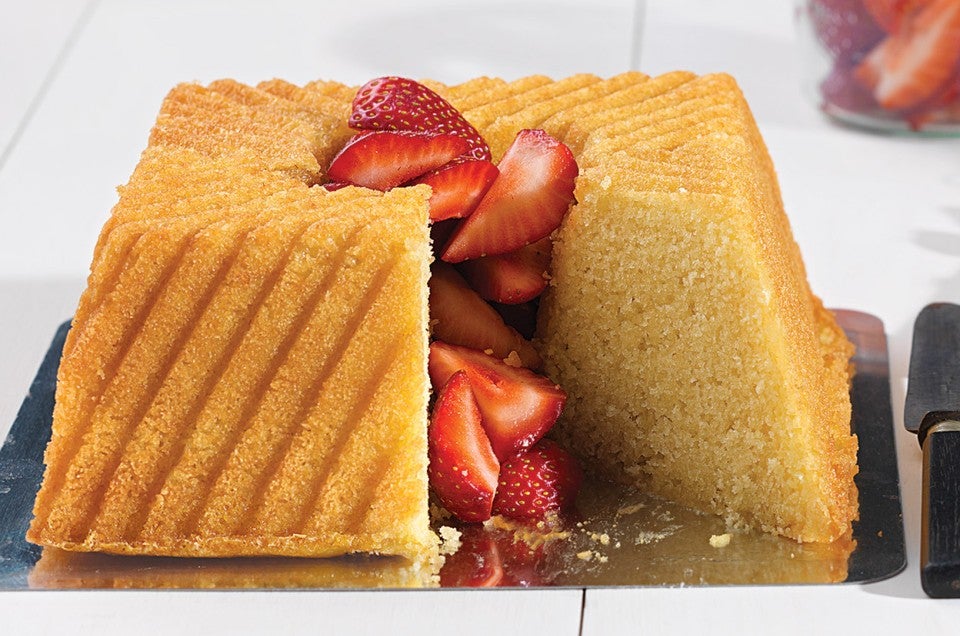 Olive Oil Bundt Cake - select to zoom