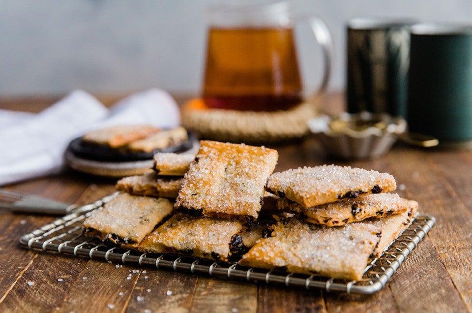 Golden Raisin Biscuit Cookies