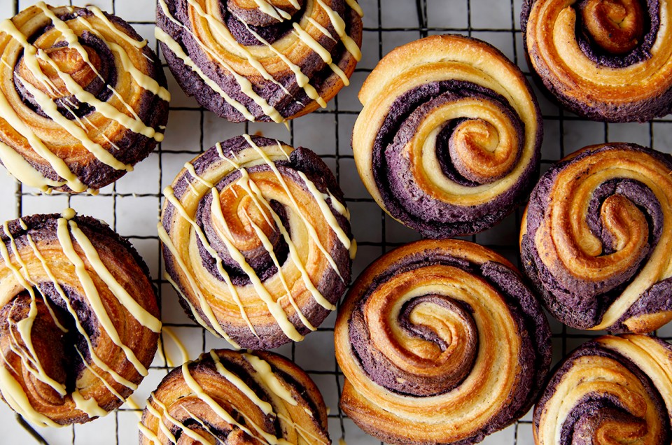 Lemon Brioche Buns with Blueberry Filling - select to zoom