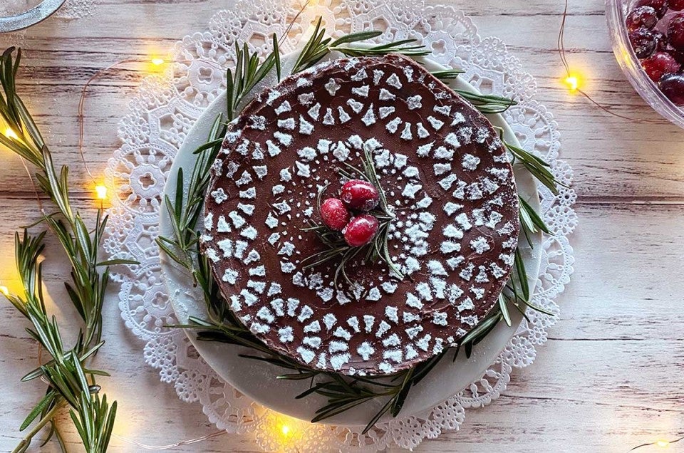 Cocoa Almond Holiday Cakelets - Nordic Ware