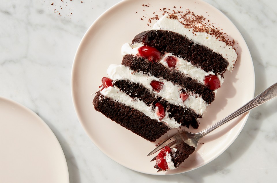 Black Forest Poke Cake ~ Recipe | Queenslee Appétit