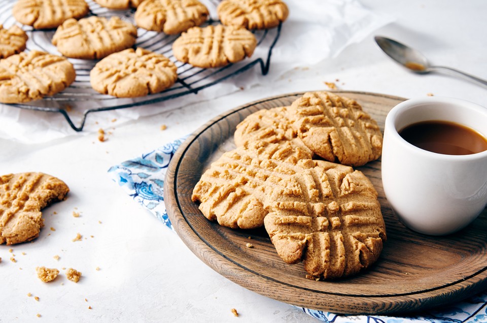 Keto-Friendly Peanut Butter Cookies - select to zoom
