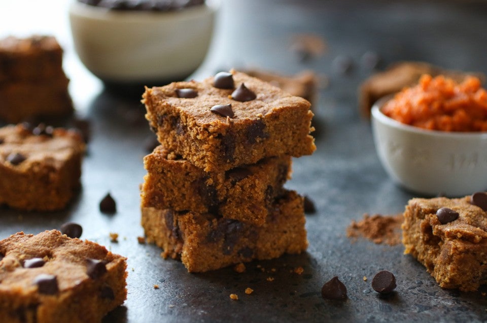 Paleo Pumpkin Chocolate Chip Bars