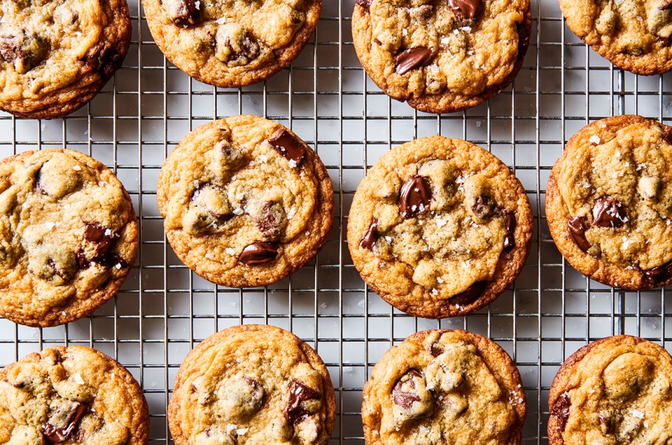 Chewy Chocolate Chip Cookies - select to zoom