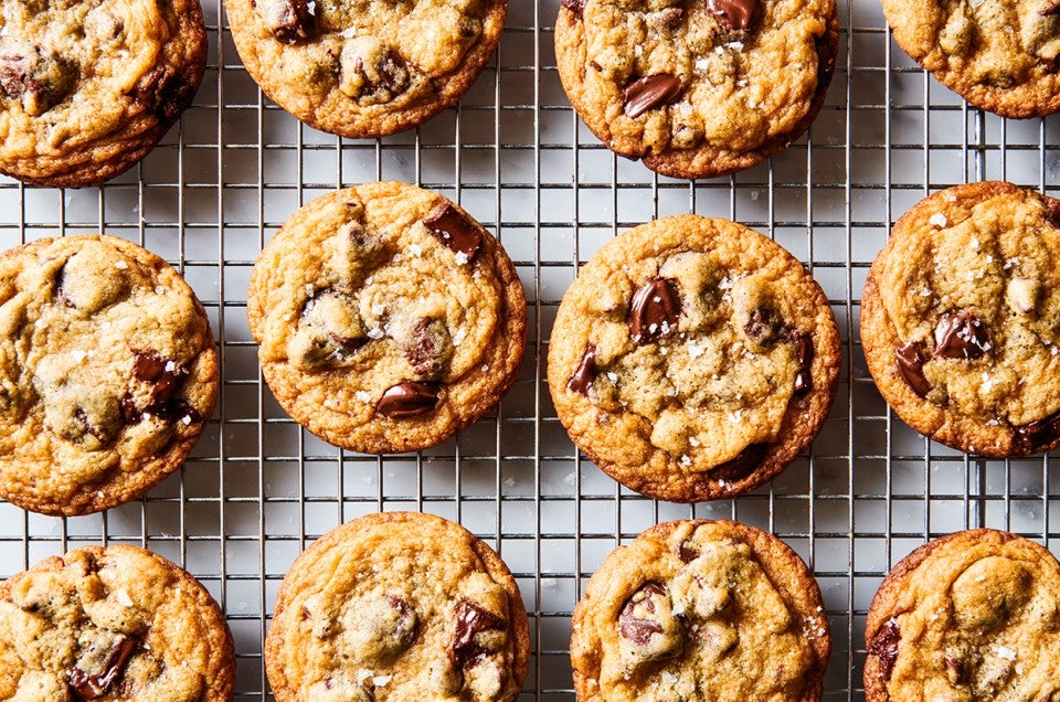 Chewy Chocolate Chip Cookies - A favorite recipe!