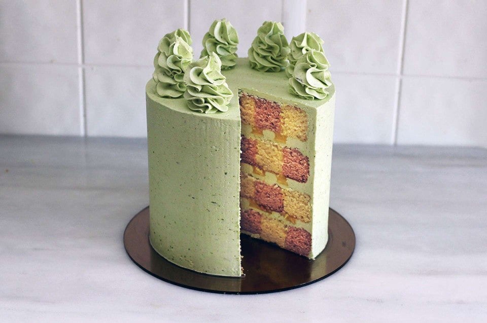 https://www.kingarthurbaking.com/sites/default/files/styles/featured_image/public/2021-06/checkerboard%20cake.jpeg?itok=ACUxYPWT