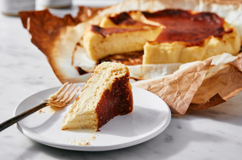 Basque-Style Cheesecake (Tarta de Queso) - select to zoom