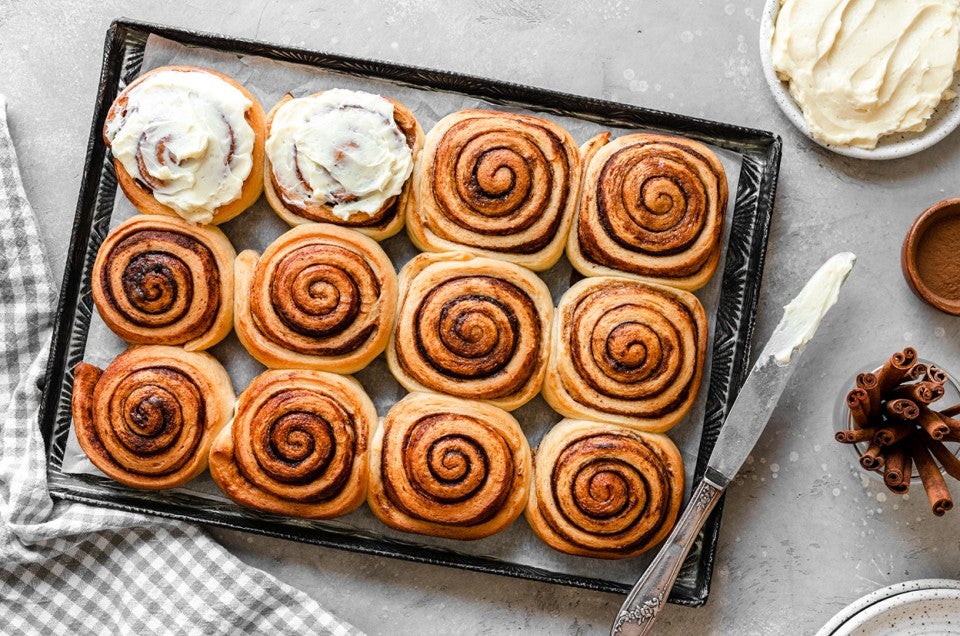 Chubby and Soft Cinnamon Buns Recipe 