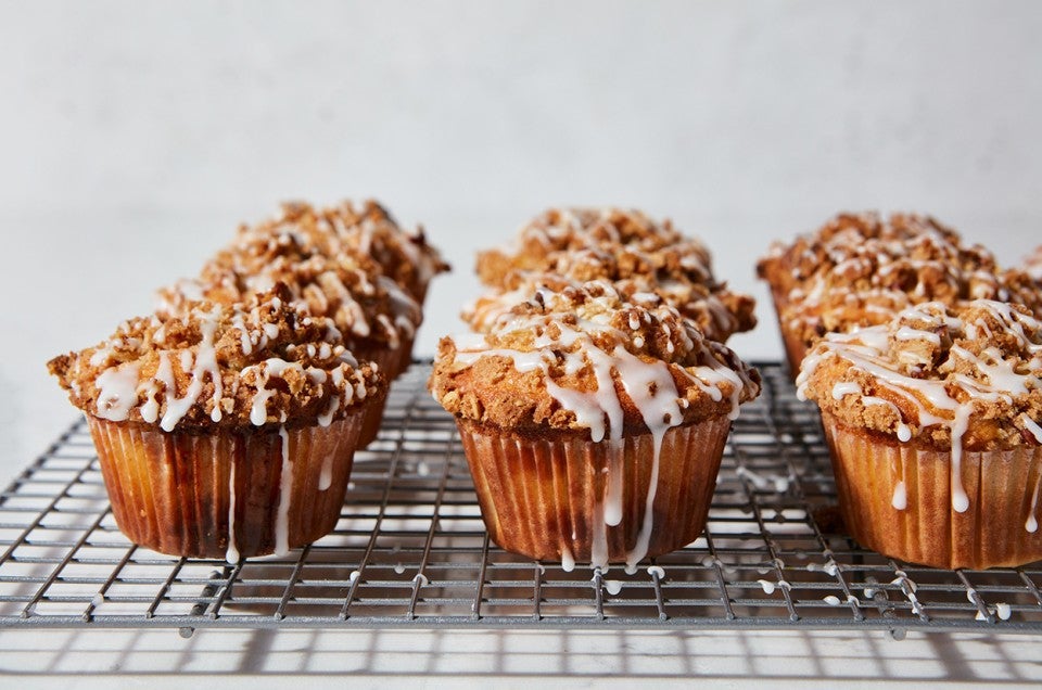 Stuffed Cinnamon Streusel Muffins