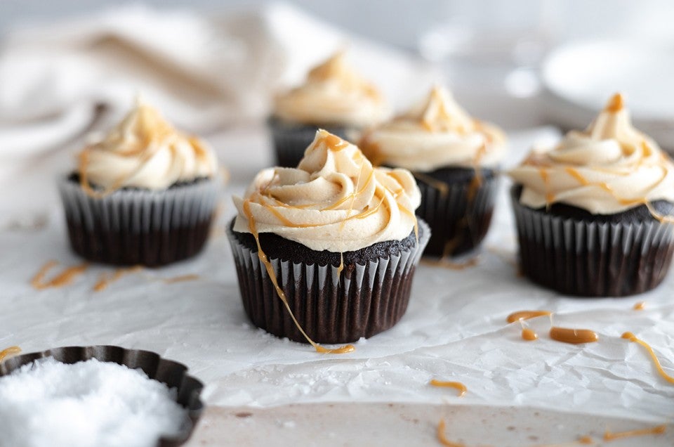 Salted Vanilla Caramel Icing