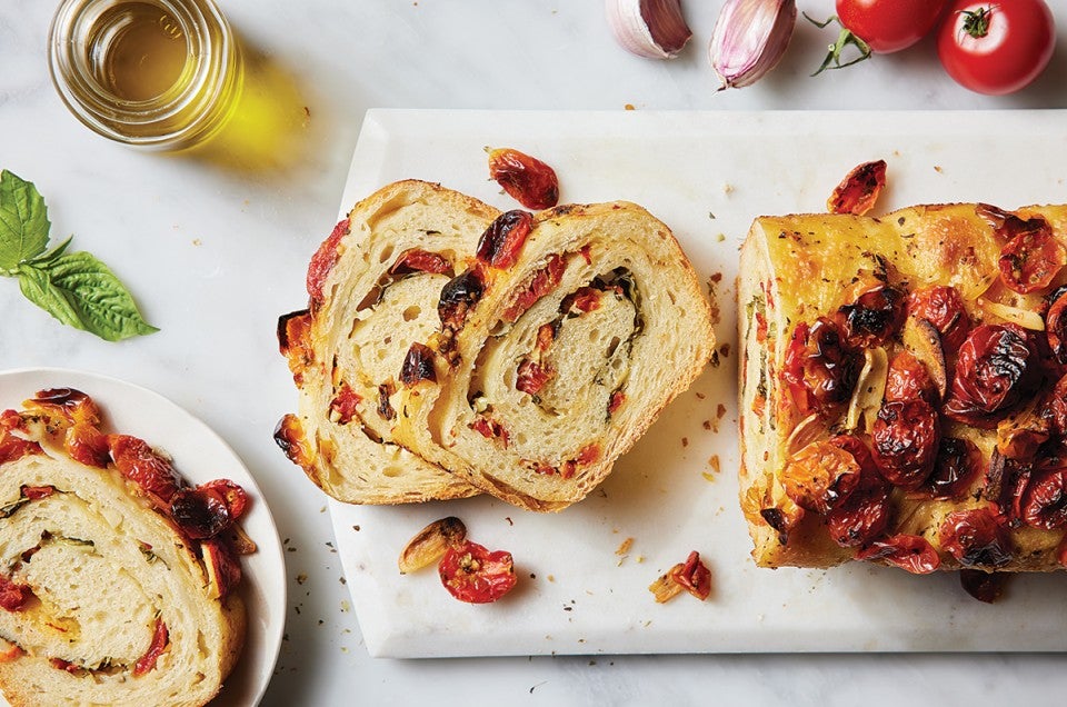 No-Knead Cheese and Tomato Garlic Bread - select to zoom