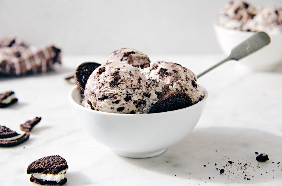 Homemade Cookie and Cream Ice Cream