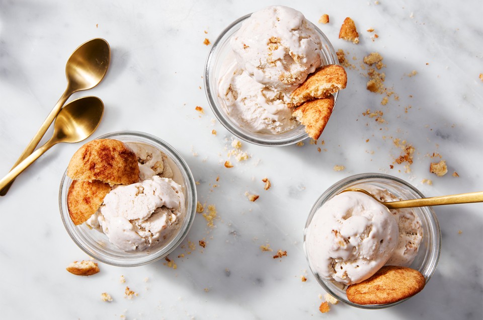Snickerdoodle Ice Cream made with baking sugar alternative - select to zoom
