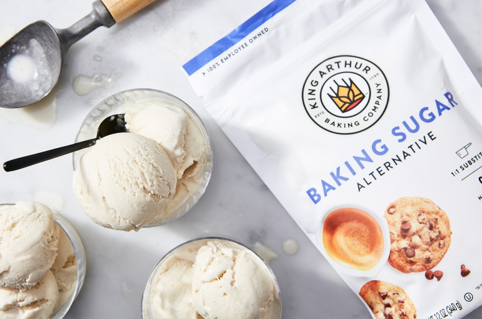 Vanilla Ice Cream made with baking sugar alternative - select to zoom