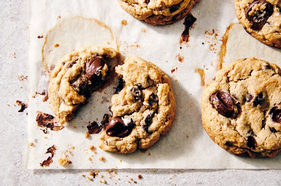 Soft Chocolate Chip Cookies - select to zoom