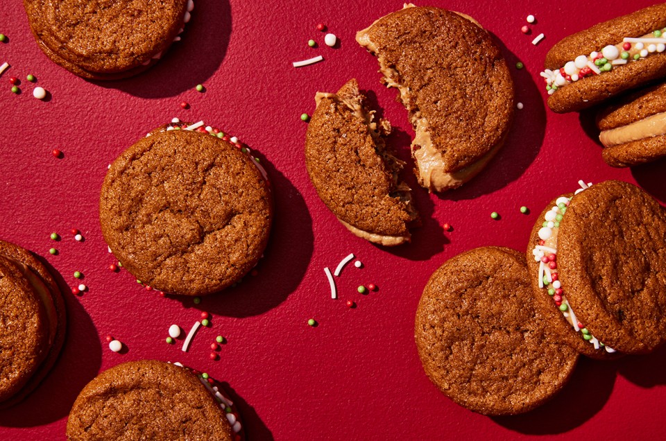 Ginger-Molasses Biscoff Cookies - select to zoom