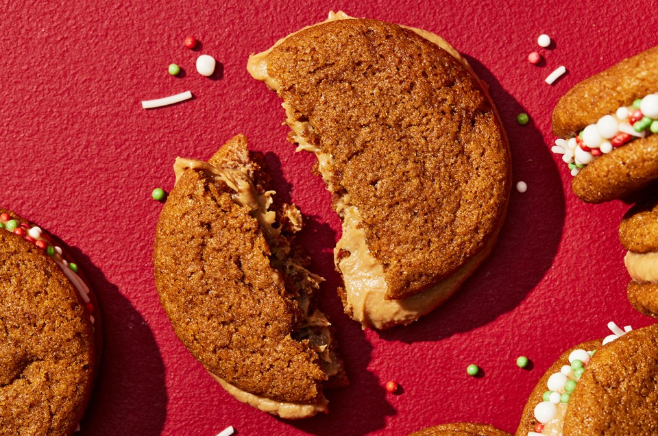 Ginger-Molasses Biscoff Cookies - select to zoom