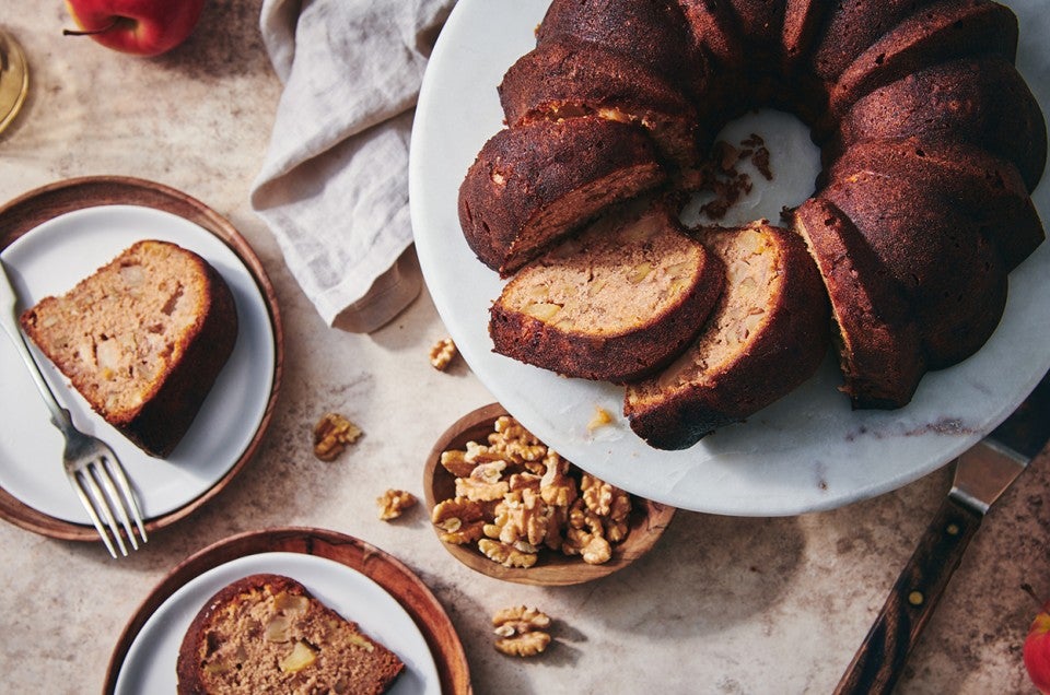 Secret Ingredient Apple-Spice Cake - select to zoom