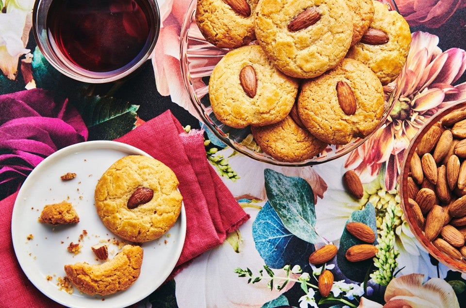 Chinese Almond Cookies - select to zoom