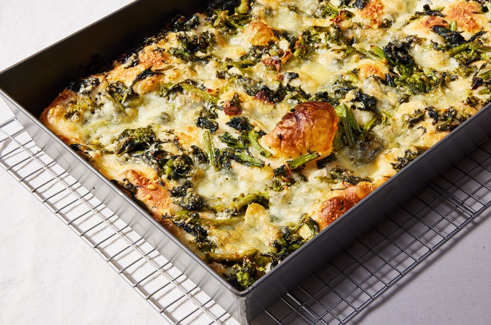 White Pizza with Garlicky Broccoli Rabe - select to zoom