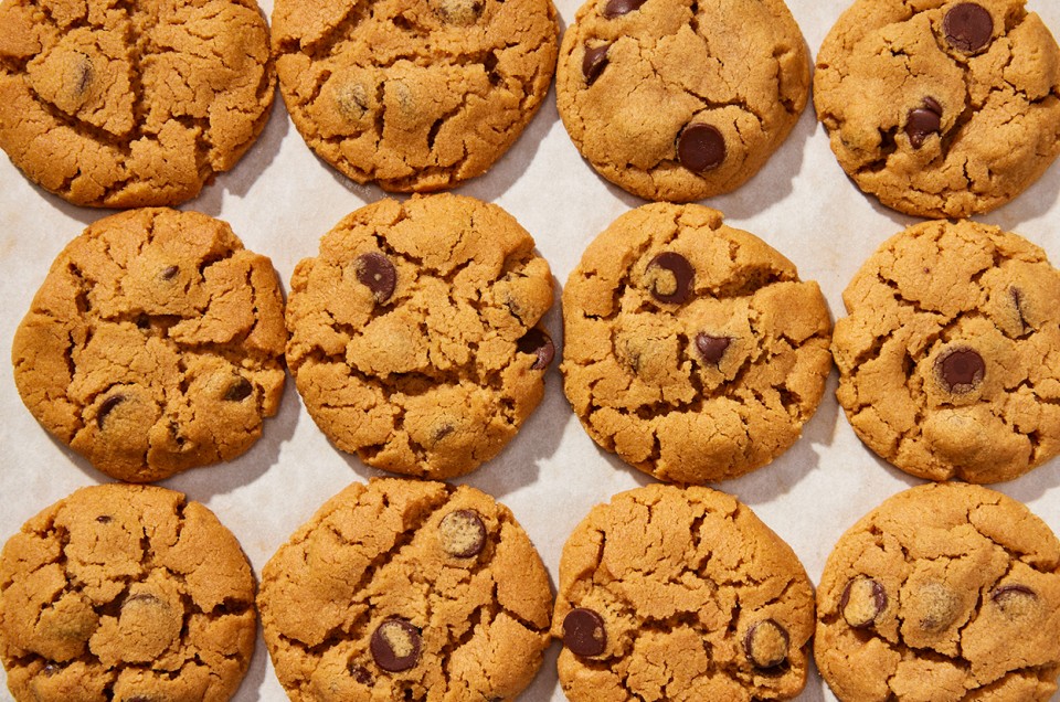 Flourless Peanut Butter Chocolate Chip Cookies - select to zoom