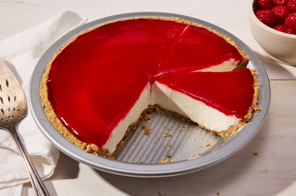 No-Bake Cheesecake with Raspberry Sauce - select to zoom