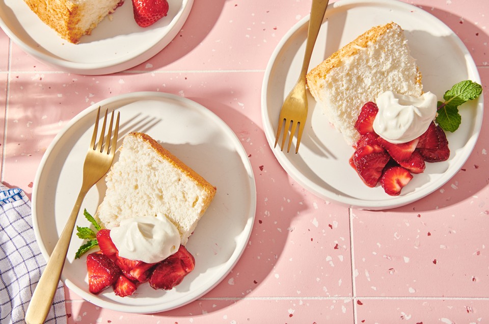 Traditional Angel Food Cake - select to zoom