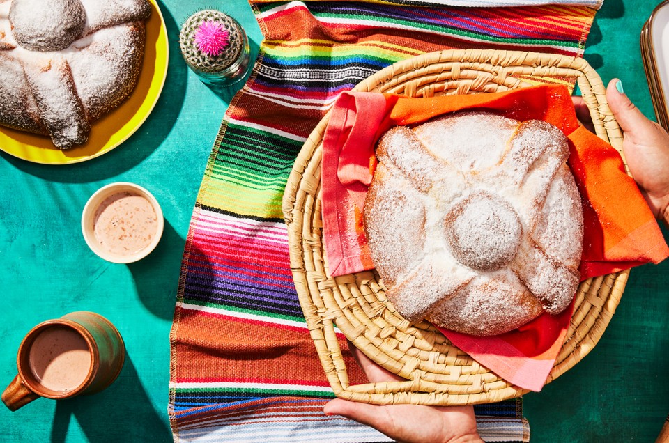 Pan de Muerto (Day of the Dead Bread) - select to zoom