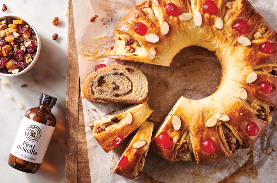 Three Kings Cake (Rosca de Reyes) - select to zoom