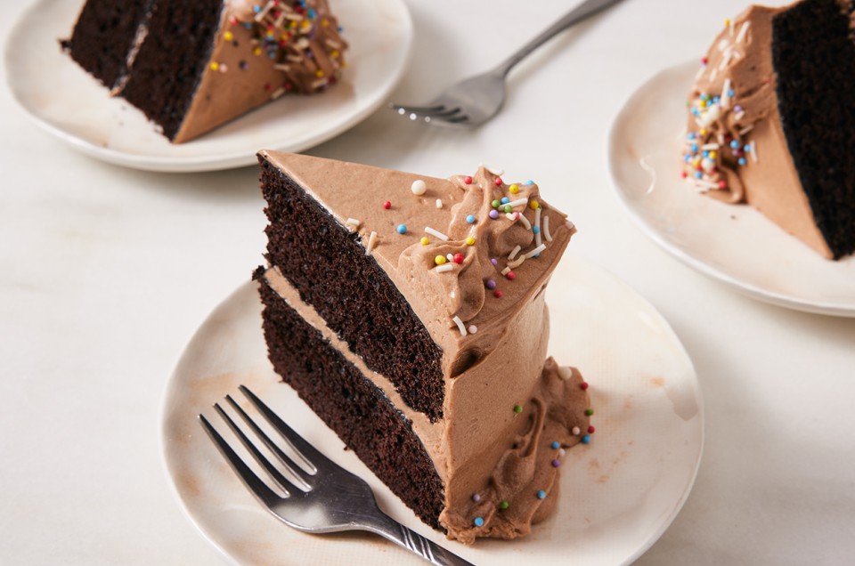 Cute and Small Chocolate Cake  - select to zoom