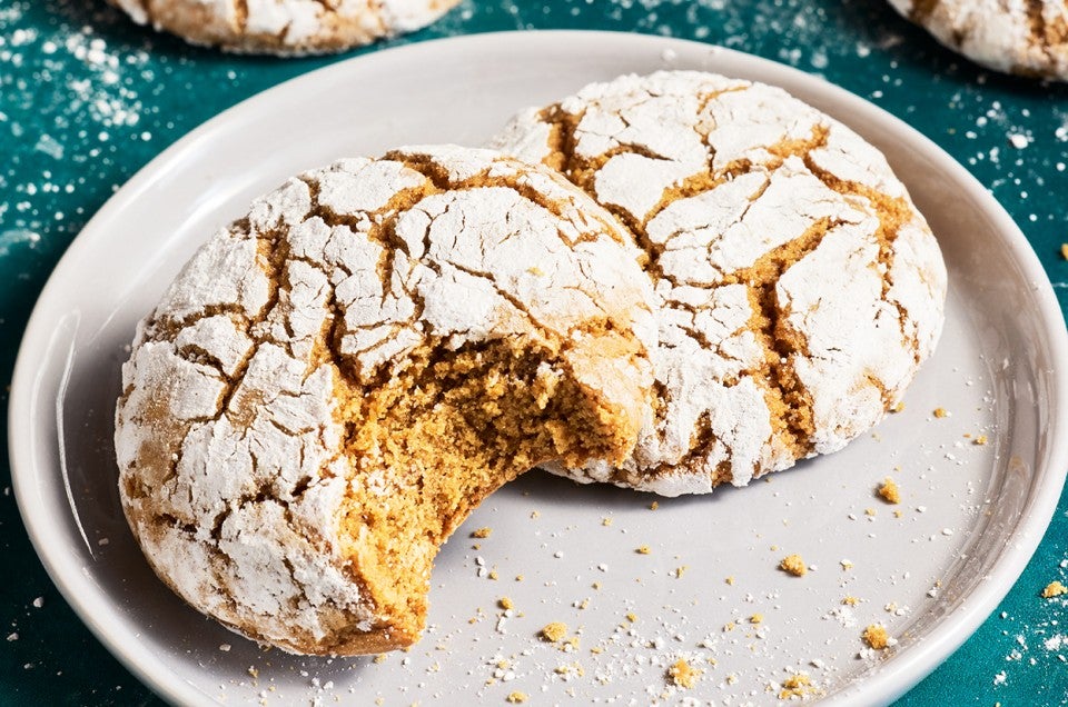 Gingerbread Crinkle Cookies - select to zoom