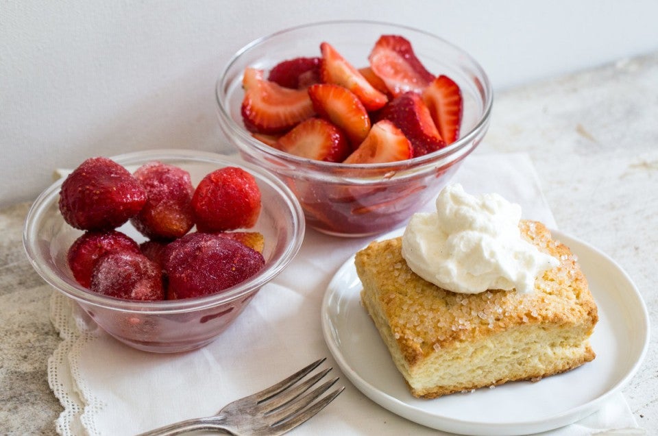 Fresh vs frozen fruit via @kingarthurflour