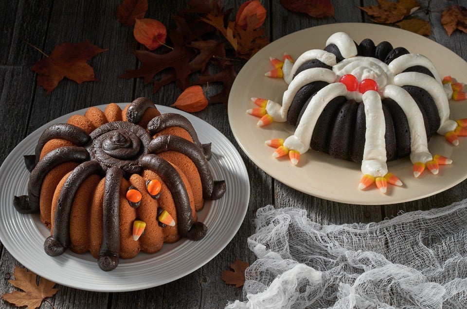 How to make Halloween Spider Bundt via @kingarthurflour