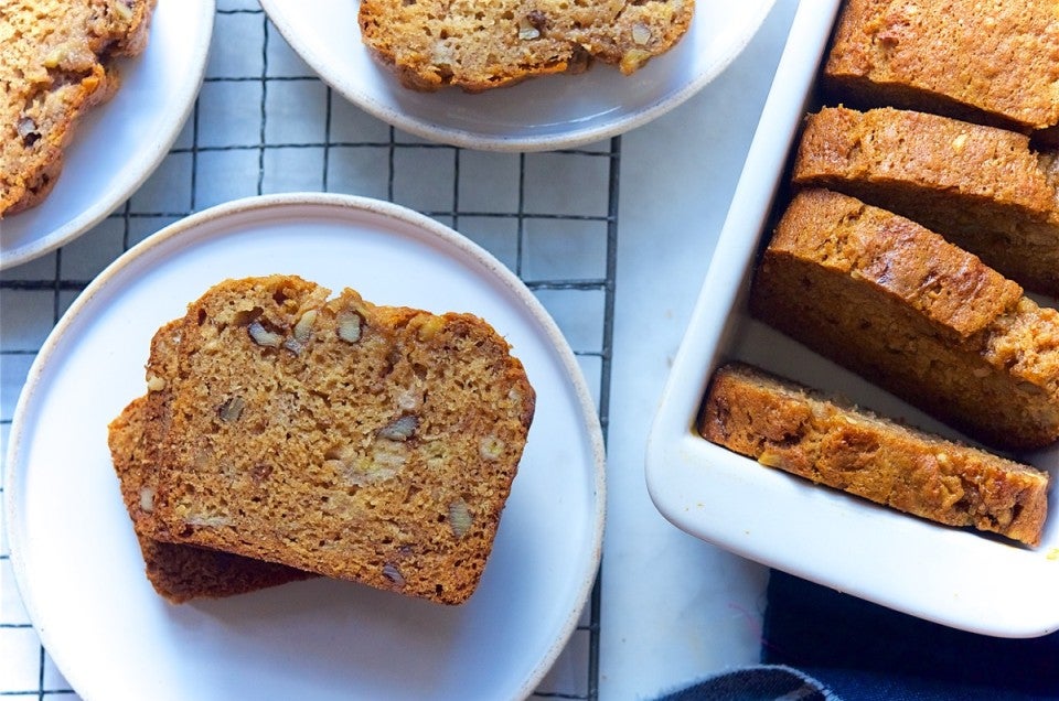 History of Banana Bread via @kingarthurflour