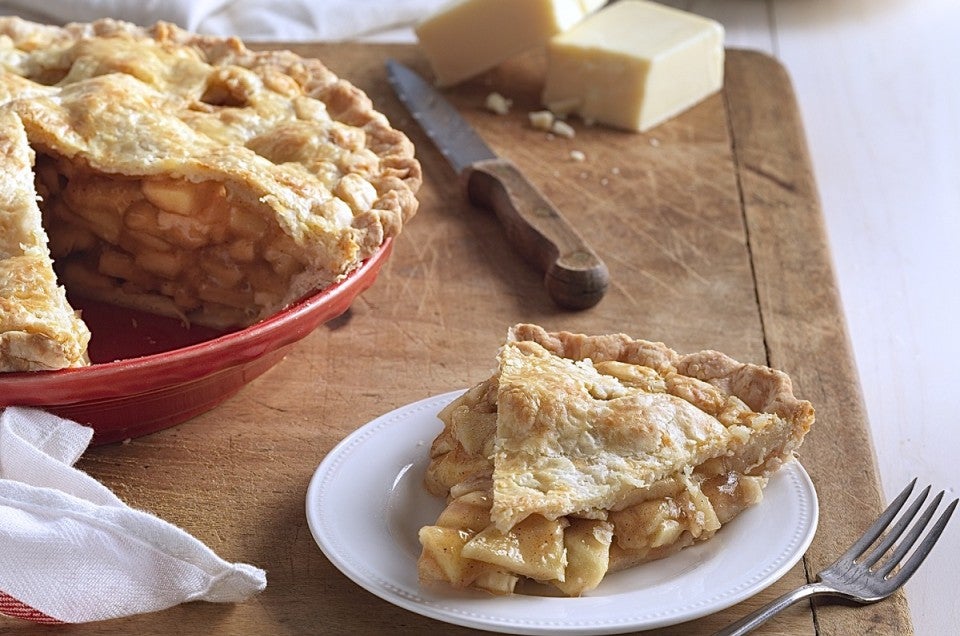 How to Prevent the Gap in Pie Crust via @kingarthurflour
