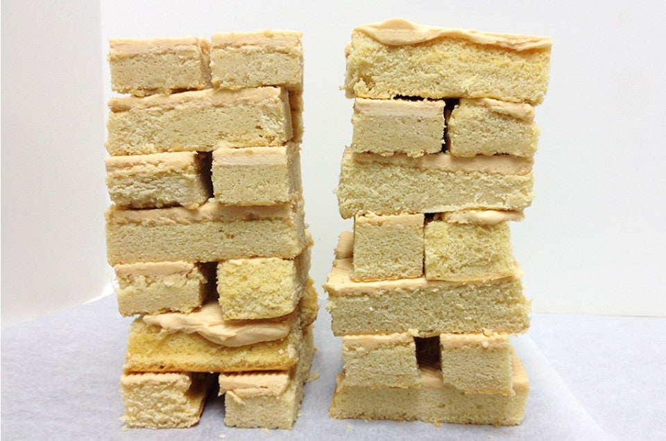 JengaCakeStack_900x600