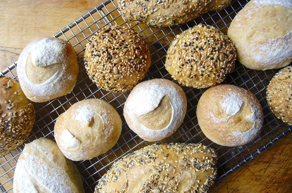 No-Knead Sandwich Rolls via @kingarthurflour