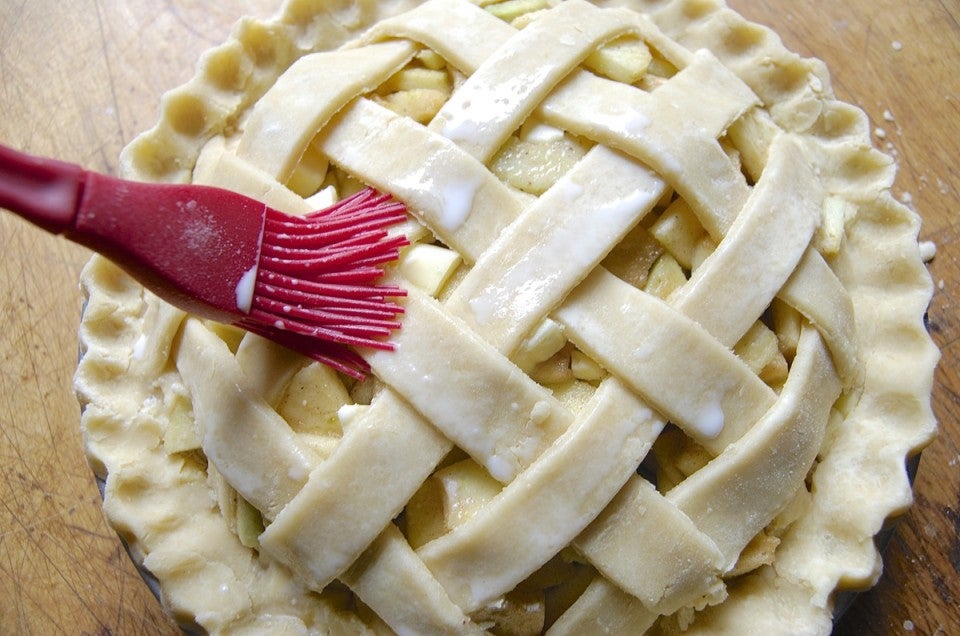 Topping pie crust via @kingarthurflour