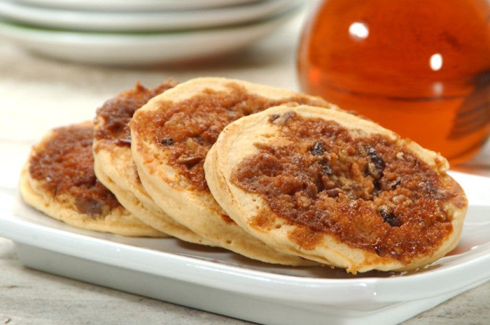 cinnamon-streusel-pancakes