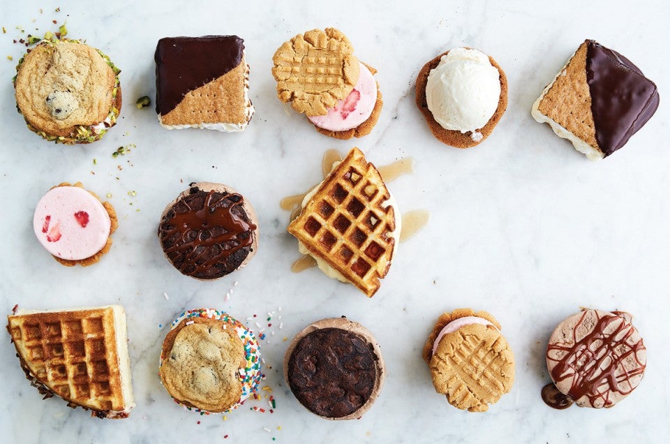 ice cream sandwiches via @kingarthurflour