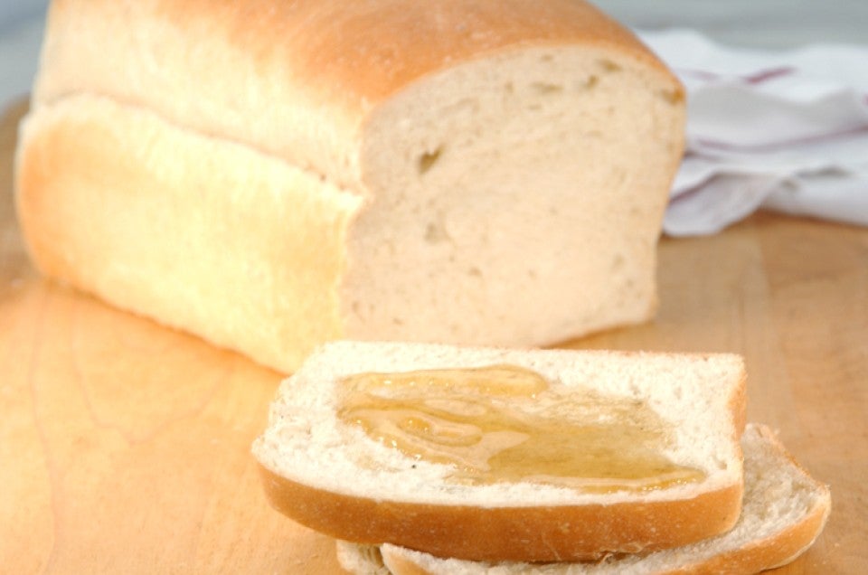yeasted-banana-sandwich-bread