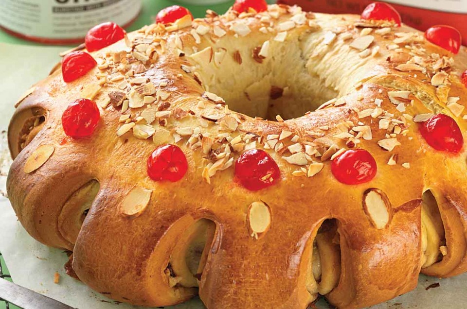 Three King&#39;s Cake (Rosca de Reyes) | King Arthur Baking